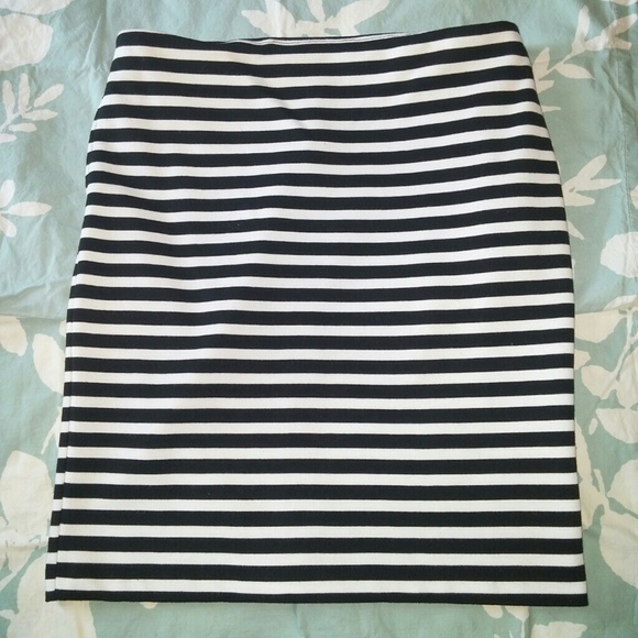 SOLD Striped Jersey Pencil Skirt - Picture 2 of 3