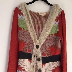 Long sweater by Lia Molly