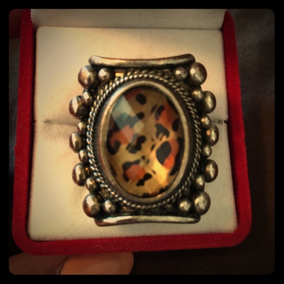 Who doesn't love cheetah print?! Gorgeous ring!