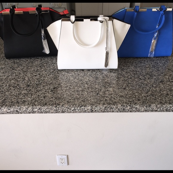 Reduction🎉Temira Collection handbags - Picture 1 of 2