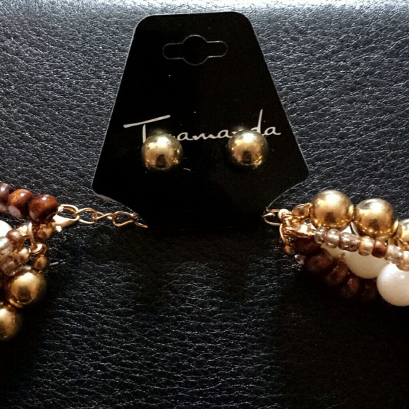 Necklace & Earring Set - Picture 2 of 3