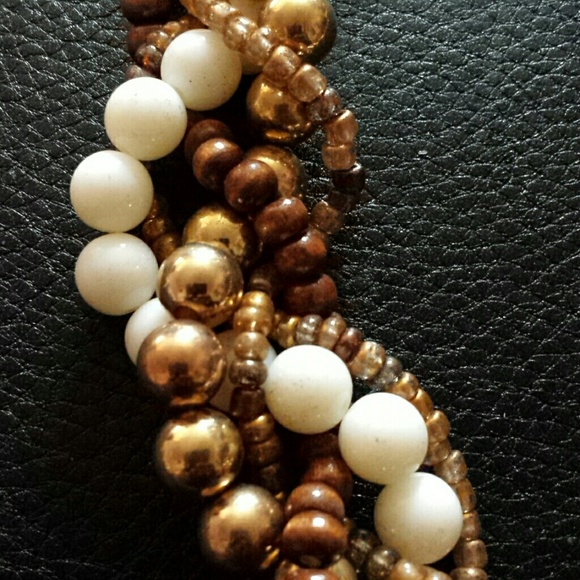 Necklace & Earring Set - Picture 3 of 3