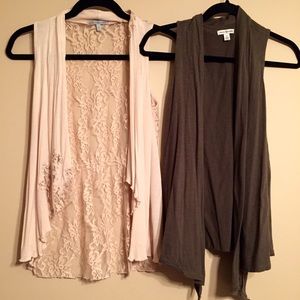 Bundle of Two Sleeveless Vests