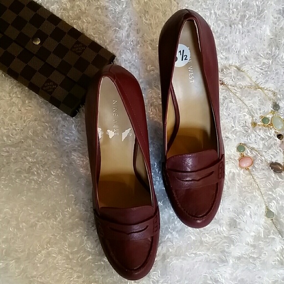 Nine West Loafer Style Heels NWOB