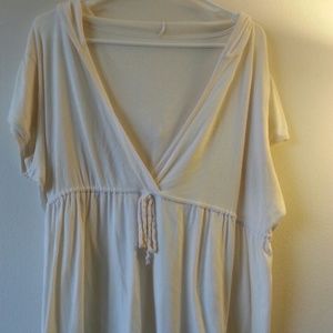 Hooded off white top