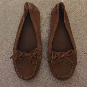 Adorable women's moccasins!!