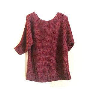 Quarter sleeve burgundy sweater