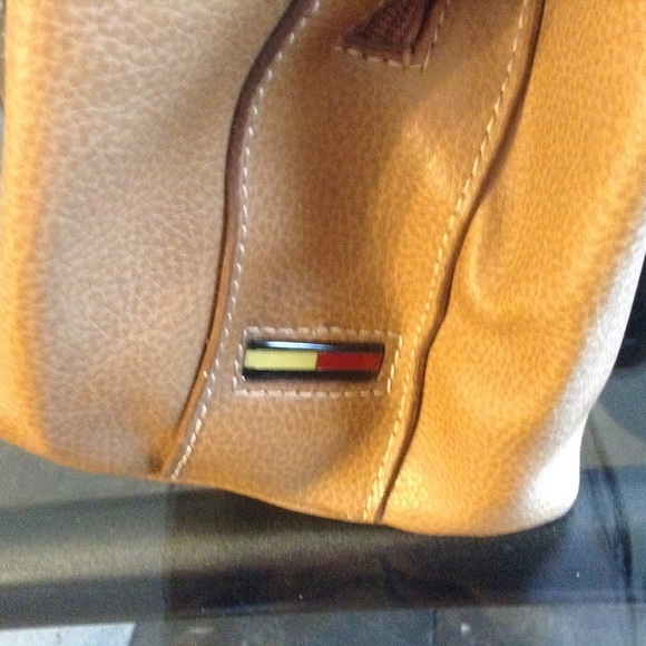 Tommy H handbag - Picture 3 of 4
