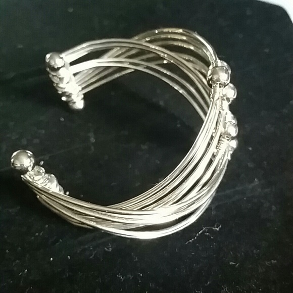 Bangle - Picture 2 of 4