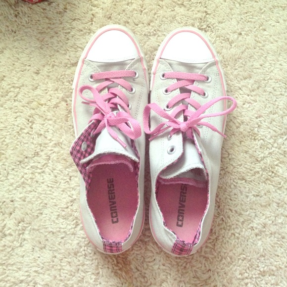 Pink and Grey Checkered Converse
