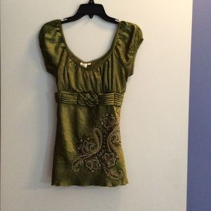 Beautiful decorative top