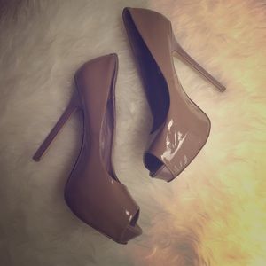 Steve Madden Peep Toe Heels