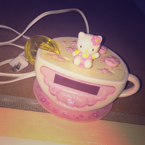 Hello kitty teacup alarm clock
