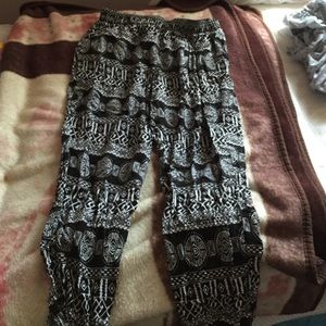 STYLISH COMFORTABLE PATTERN BLACK AND WHITE PANTS