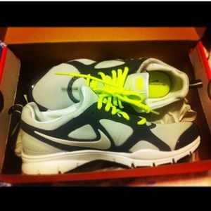 Nike TR 2 Running/Training shoes - Size 8.5M
