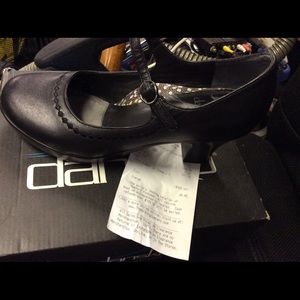 New in box Dansko Betta Nappa 38