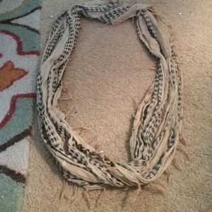 Infinity scarf