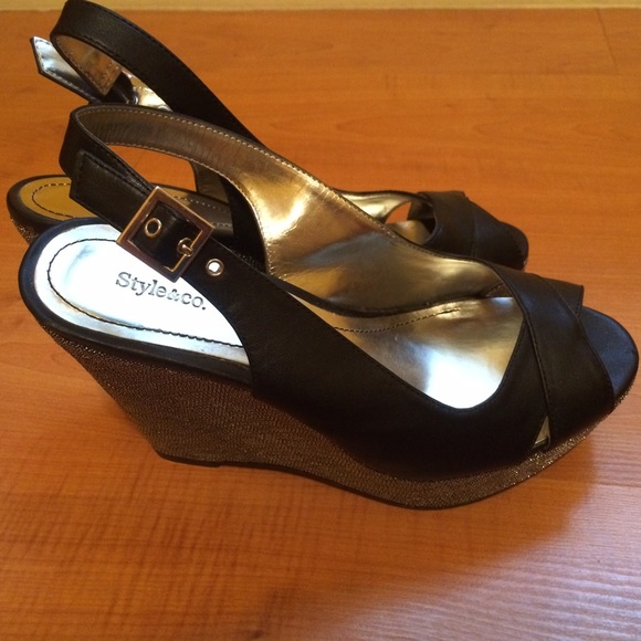 Style&co. shoes - Picture 2 of 3