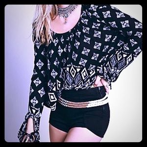 * NEW * FREE PEOPLE BLACK PATTERNED  JERSEY TOP