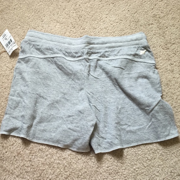 Shorts - Picture 3 of 3