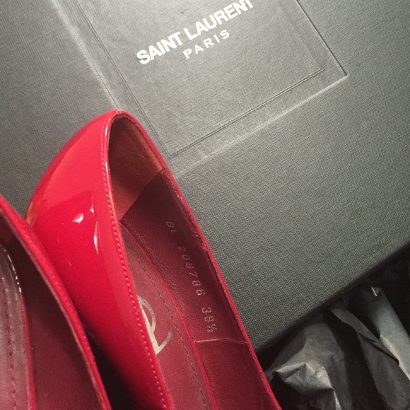 YSL red shoes - Picture 4 of 4