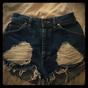VINTAGE high waisted lee riders shorts