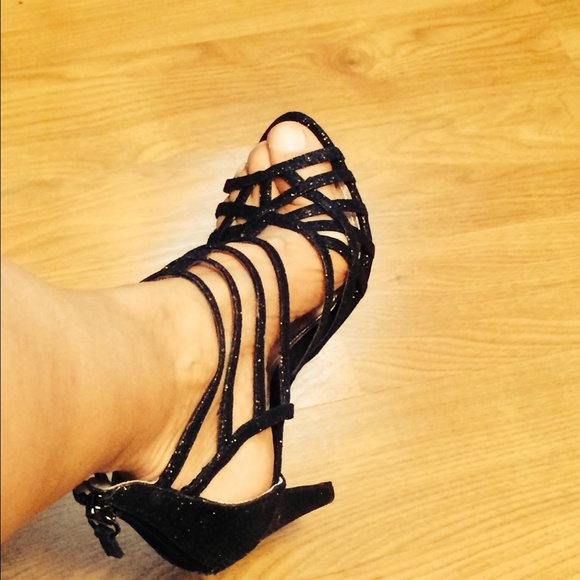 Shoes - Picture 1 of 1