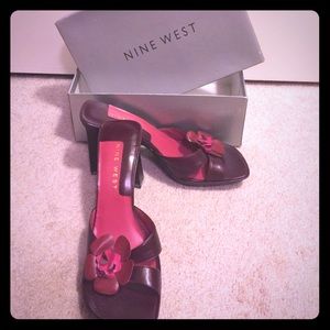 Brand New Nine West Billie Dark Wine Mules