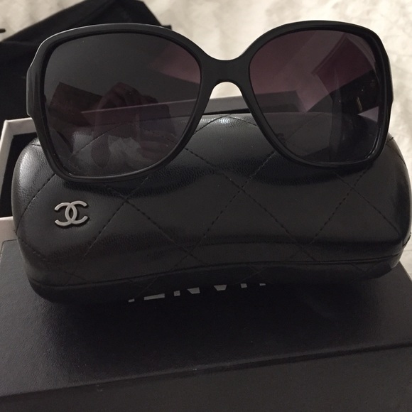 Like new Chanel 5230 sunglasses with calfskin