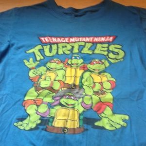 Blue ninja turtle t-shirt