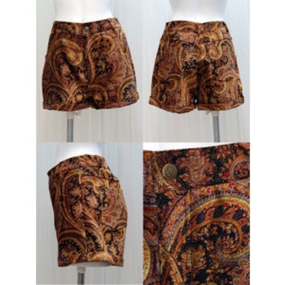 🚫SOLD🚫RARE MINKPINK HENDRIX SHORTS - Picture 2 of 4