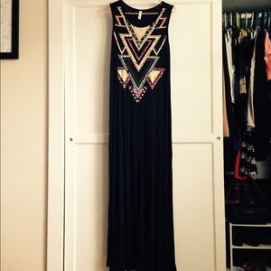 🎉ONE HOUR SALE🎉Southwest maxi dress with slits