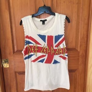Forever 21 Def Leppard punk t-shirt.