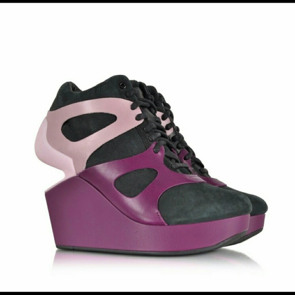 !SOLD! HP🎉Alexander McQueen Leap Sneaker Wedge🎉 - Picture 2 of 4