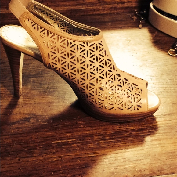 Shoes - Picture 1 of 1