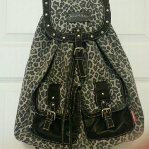 Backpack - Picture 2 of 2