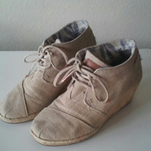 TOMS Shoes - Toms Desert Wedge Booties