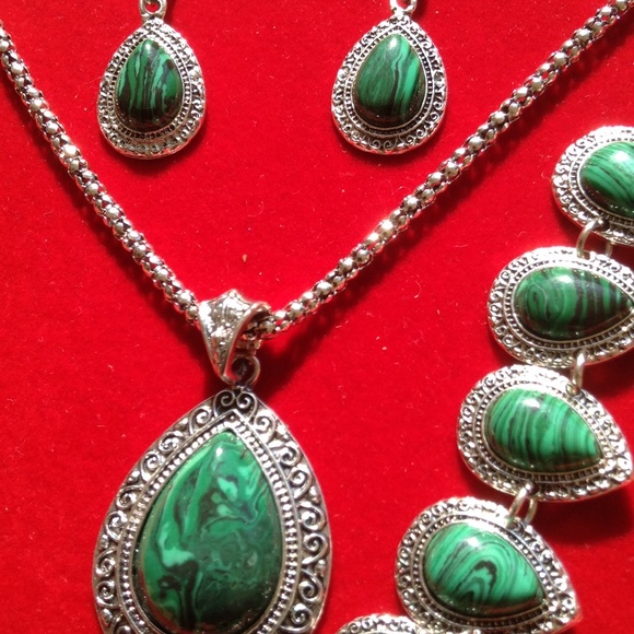 Vintage silver malachite stone set. - Picture 2 of 3