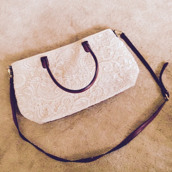 NWOT Lace Handbag - Picture 2 of 4