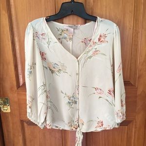 Forever 21 floral knotted crop top.