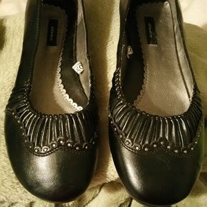 Black Xhiliration Flats Size 7.5