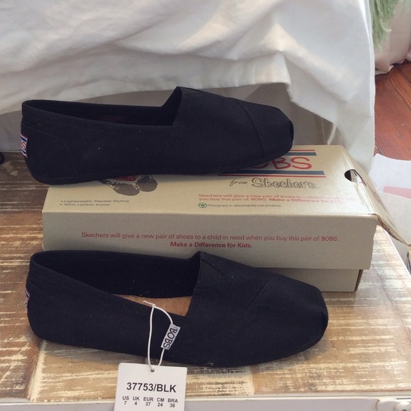 Brand New Black Bobs