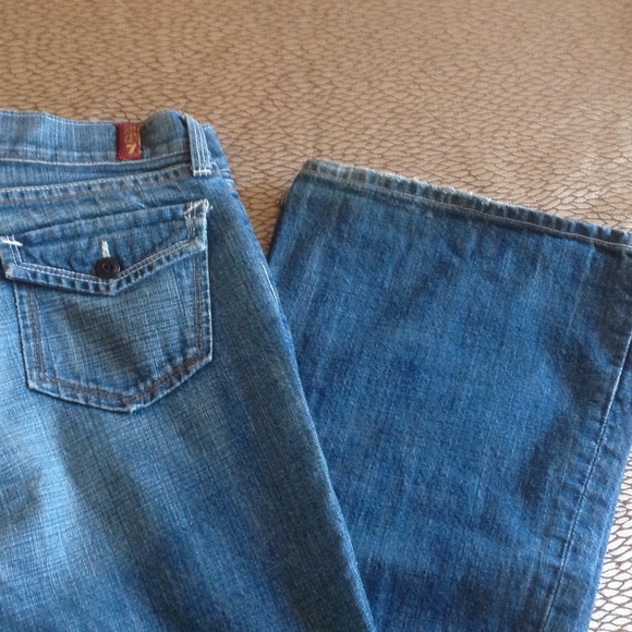 💖💕7 FOR ALL MAN KIND FLARED DENIM JEANS💖 - Picture 4 of 4