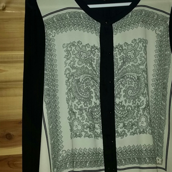 Shirt - Picture 4 of 4