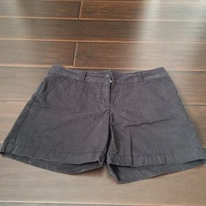 ⚡️FLASH SALE⚡️Loft Black 5" Chino Shorts