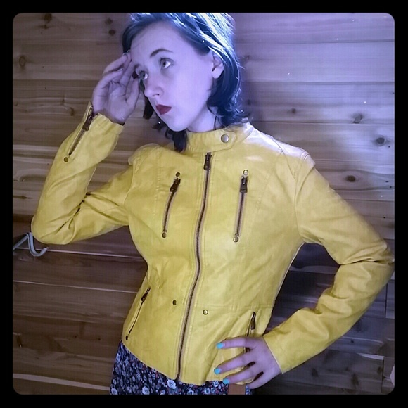Jacket - Picture 1 of 4