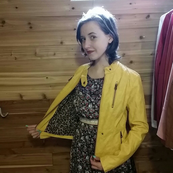 Jacket - Picture 2 of 4