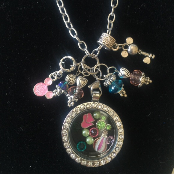 SALE Love Minnie Memory Locket Necklace - Picture 1 of 3