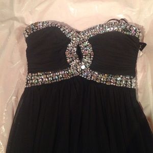 Black prom dress