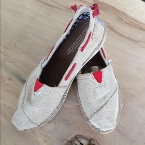 New toms stitchouts burlap bimini size 6.5